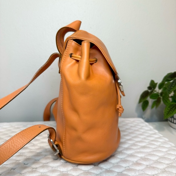 SALVATORE FERRAGAMO Backpack Gancini Leather Orange - Picture 4 of 14